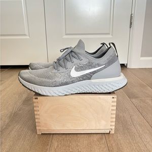 Size 13 Nike Epic React Flyknit Men’s Running Shoe Wolf Grey AQ0067-002